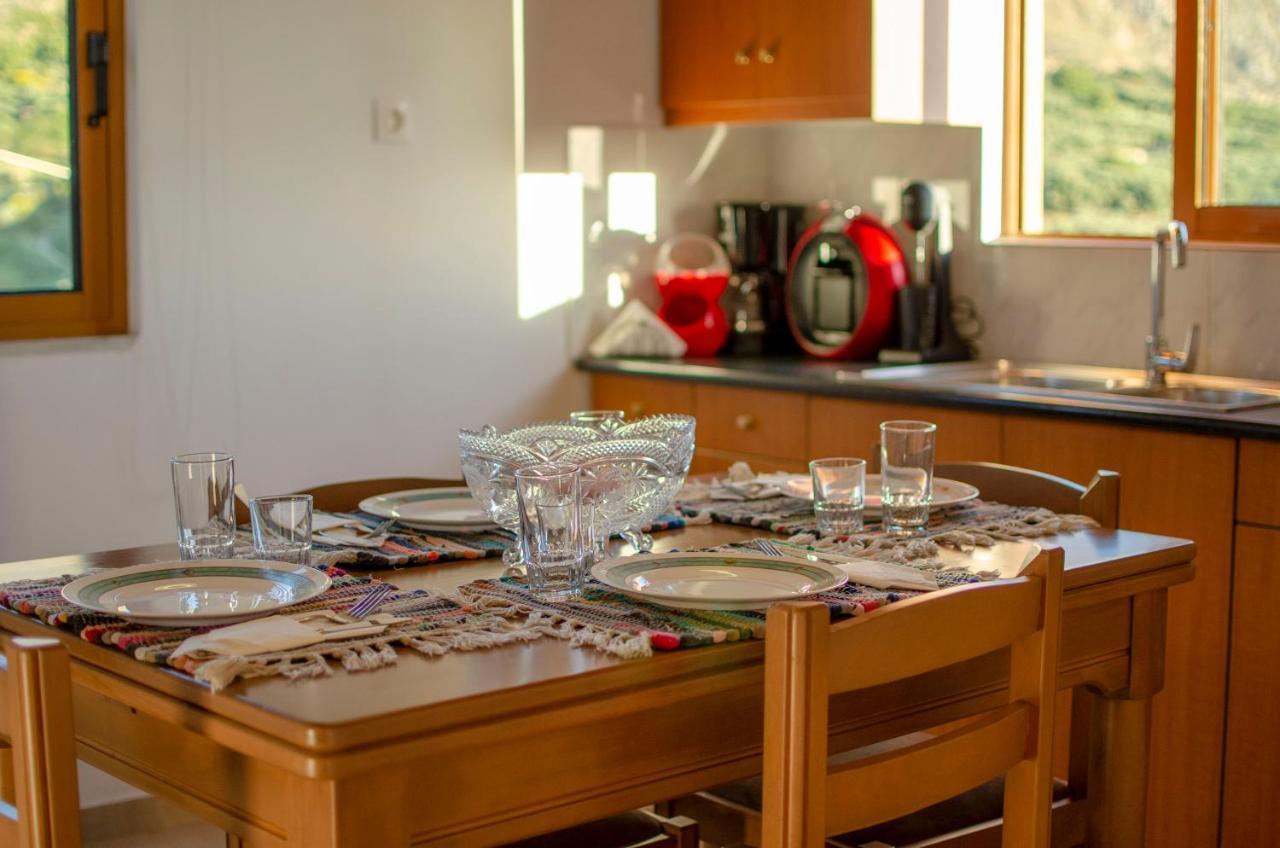 Trouli Rokka House Villa Kíssamos Eksteriør billede